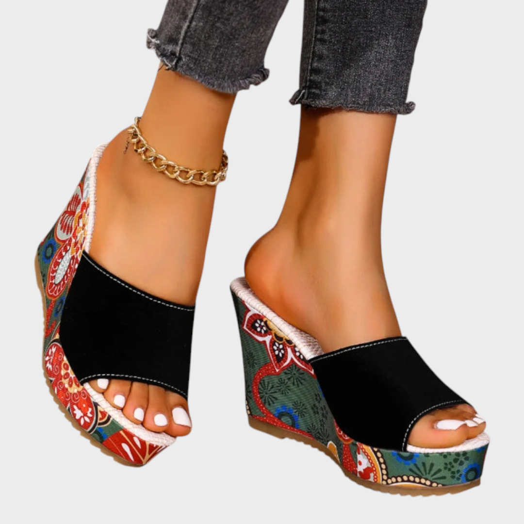 Leanna | Βελούδινο Boho Σανδάλι με Πλατφόρμα Wedge