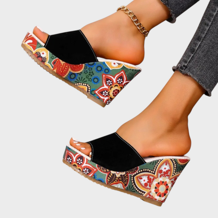 Leanna | Βελούδινο Boho Σανδάλι με Πλατφόρμα Wedge