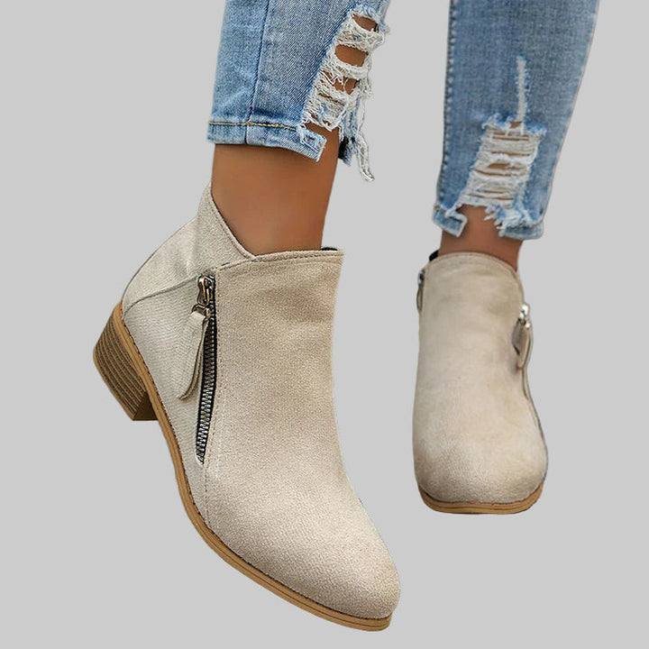 Tessura™ | Fashionable Women's Orthopedic Boots