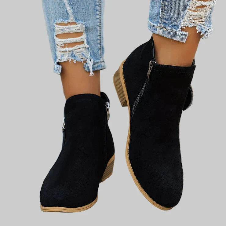 Tessura™ | Fashionable Women's Orthopedic Boots