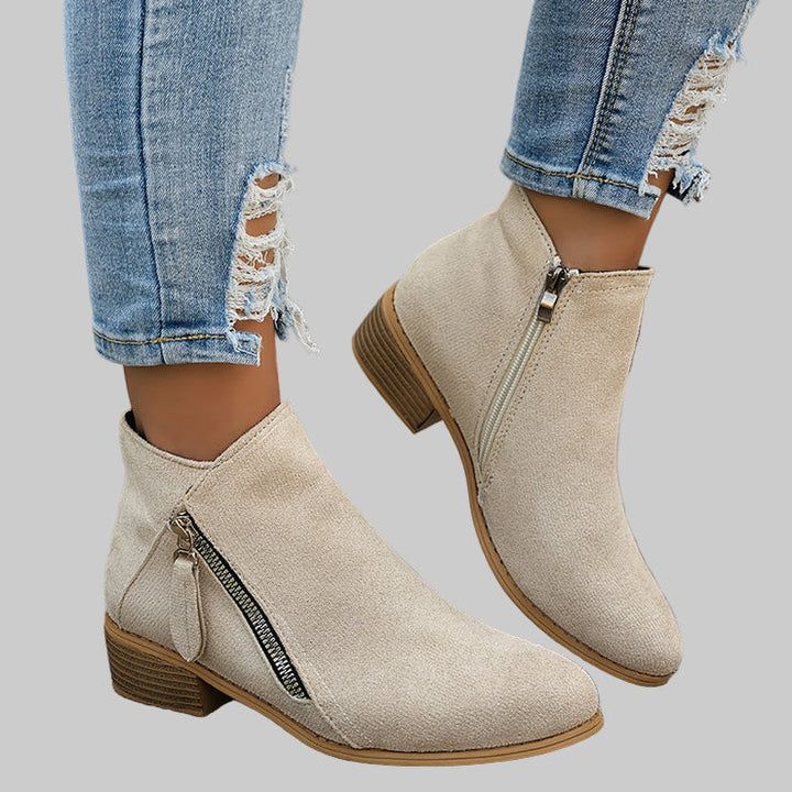 Tessura™ | Fashionable Women's Orthopedic Boots