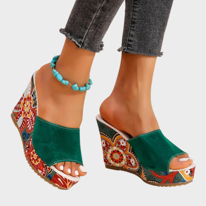 Leanna | Βελούδινο Boho Σανδάλι με Πλατφόρμα Wedge