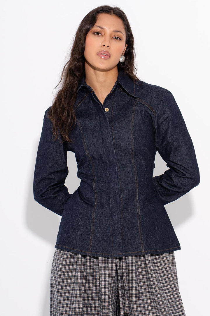 MILA - Εφαρμοστό τζιν πουκάμισο - Σκούρο μπλε (Fitted Denim Shirt - Navy)