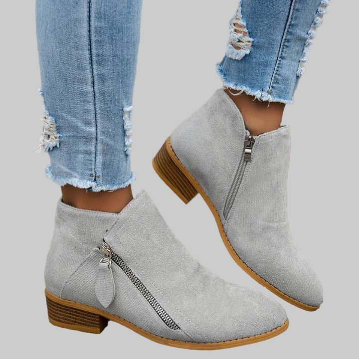 Tessura™ | Fashionable Women's Orthopedic Boots