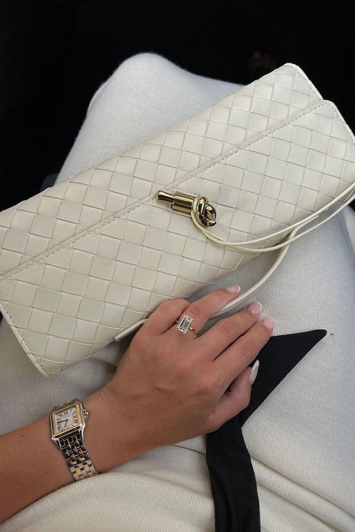 Melanie Τσάντα Clutch με Χρυσή Λεπτομέρεια Κόμπου